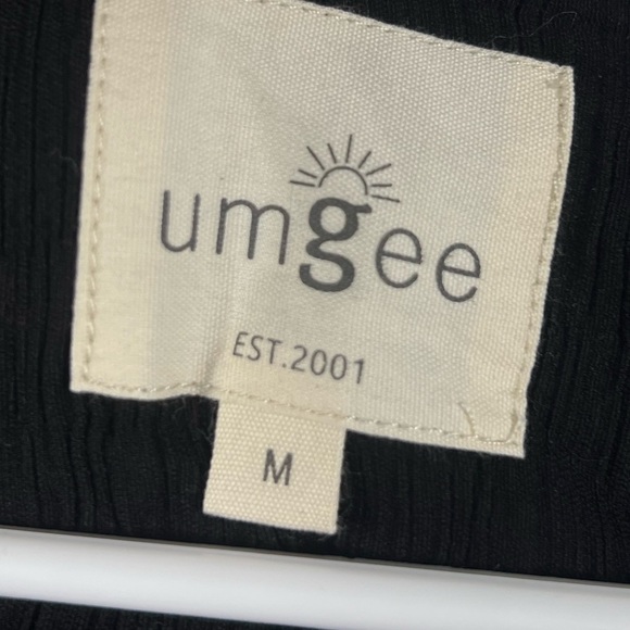 Umgee Tie Front Lace Pleat front Vest Tank Top Medium - Picture 3 of 5